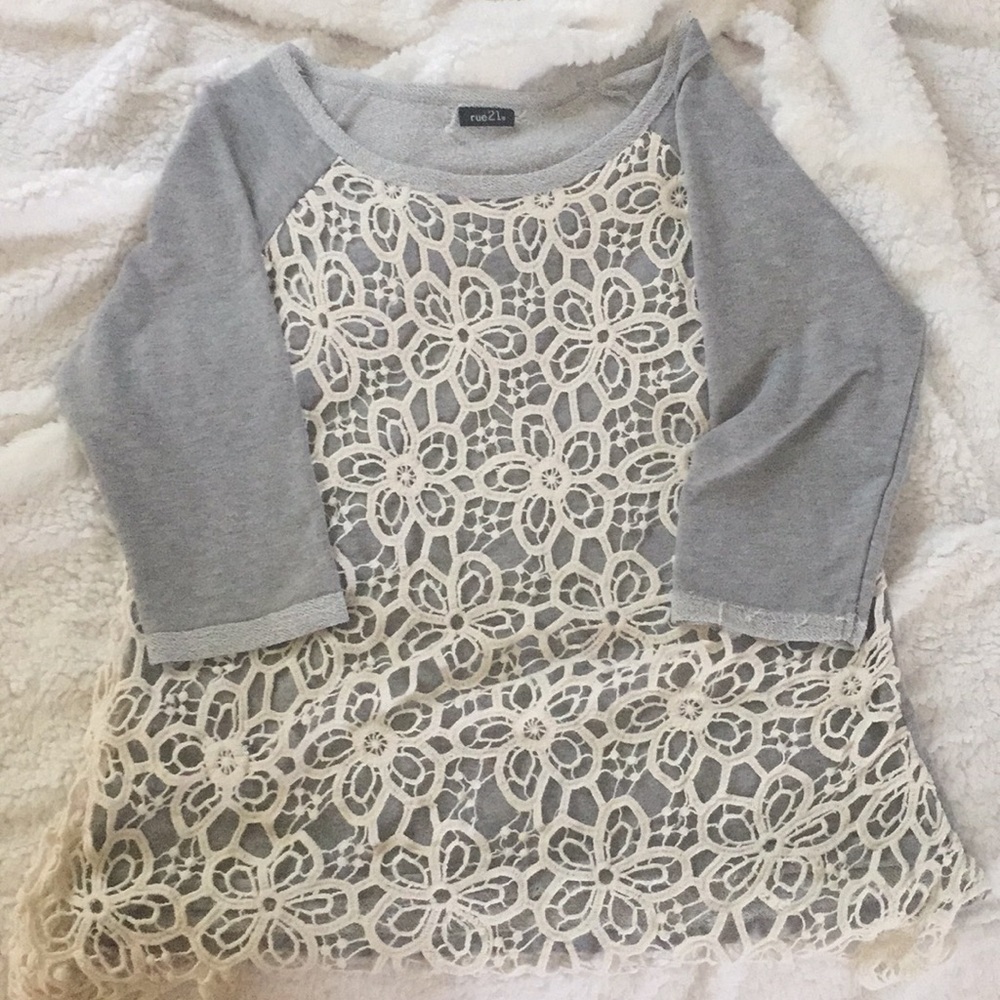 Rue21 gray and lace sweater
